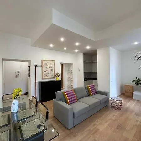 Cozy Apartment- 100 Meters From Vatican 罗马