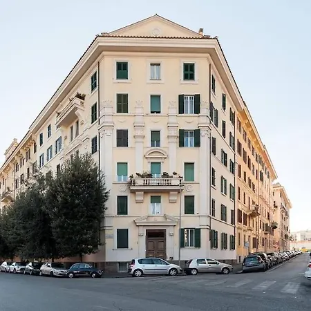 Cozy Apartment- 100 Meters From Vatican 罗马